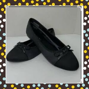 Nwt Tahari Black Women's Flats